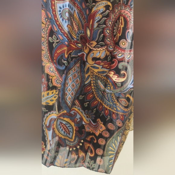 Accessory Street Paisley Patterned Scarf 11"×23" - Picture 2 of 5